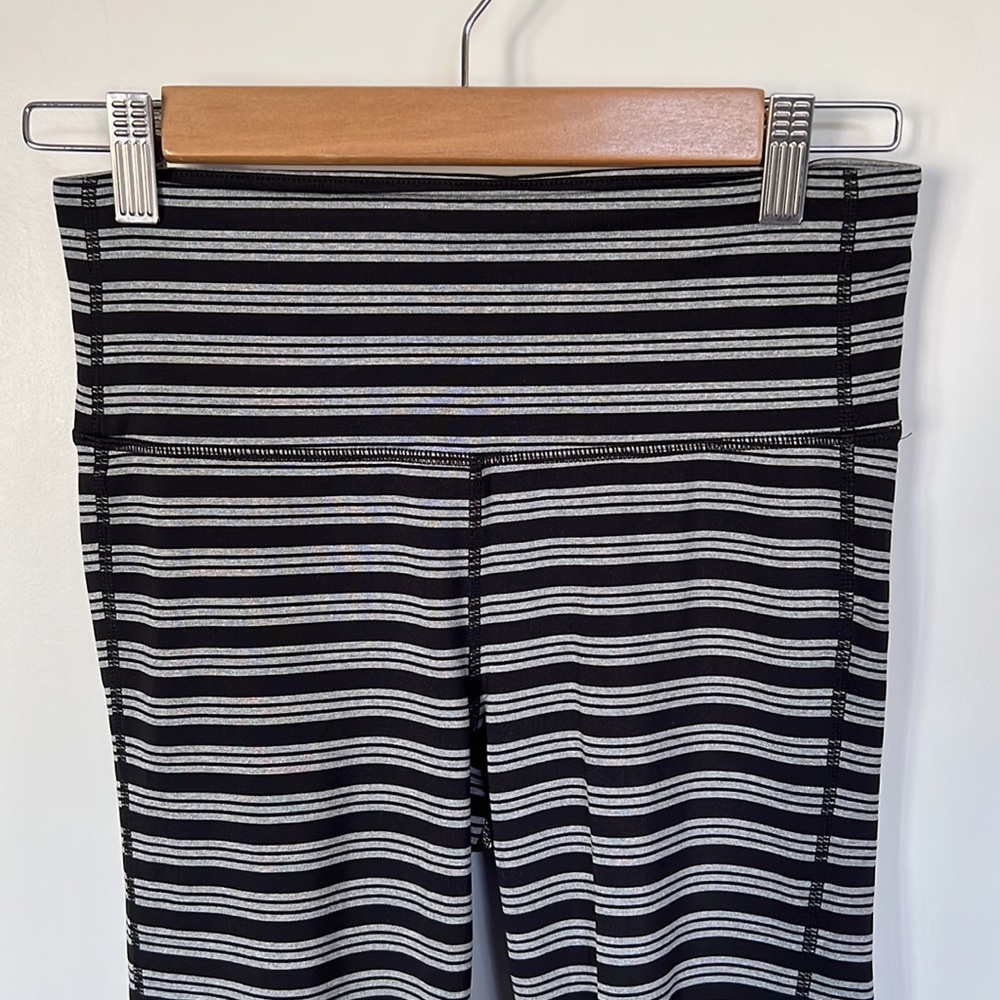 Athleta Stripes Chaturanga Capri Leggings. - Picture 3 of 8
